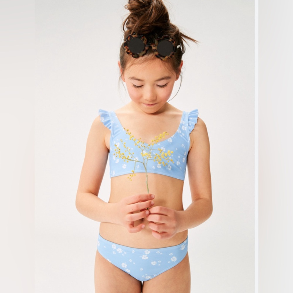 NWT Roxy Dreamer Bikini in Size 10. (Girls)